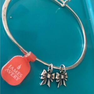 James Avery Silver/925  Charm Hammered Hook-on Bracelet NEW SZ L (2.5”)